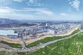 向绿而变——“百炼成钢新邯钢”体验式报道之三图片