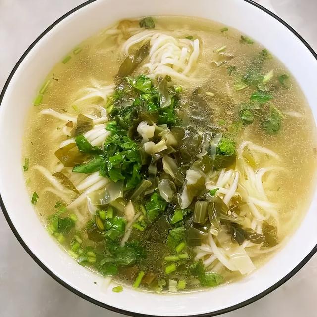 五一走进两当，追寻红色记忆