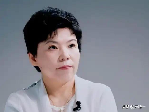 涉贪腐被带走、败光20亿	、移民改国籍	，邓亚萍身上的谣言太离谱