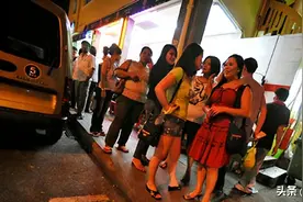 小国新加坡：拥有亚洲唯一合法的“红灯区”，在夹缝里求生图片