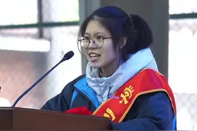 一年前高考宣誓被网暴，被称为“誓师咆哮姐”的女孩，如今怎样了图片