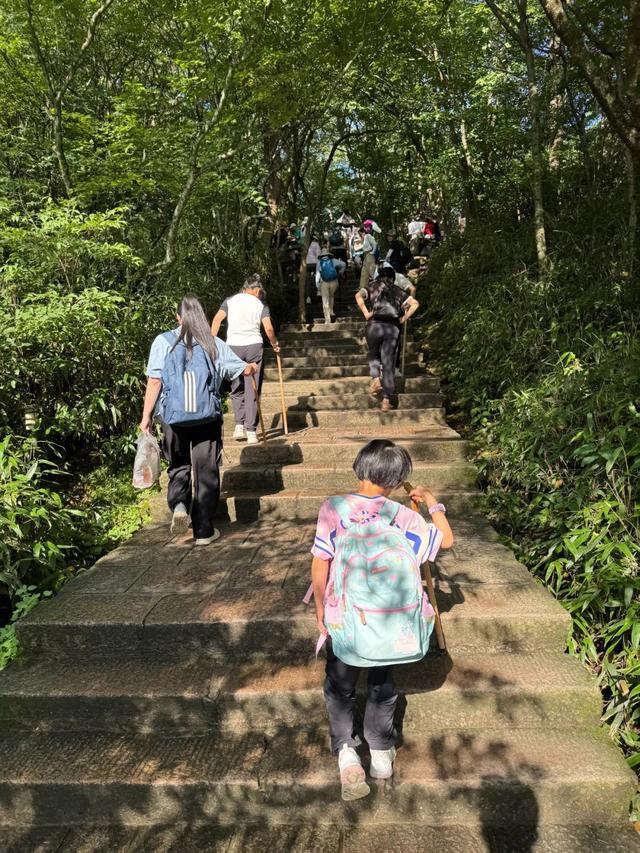 徒步三山五岳：安徽黄山！