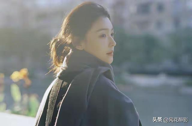 河北邢台一校花清雅绝尘，堪称人间惊鸿颜，美得让人挪不开眸