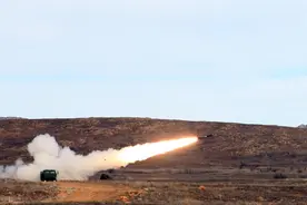 每枚炮弹4000欧元，苍蝇都难飞进来，这就是俄罗斯最缺的武器图片