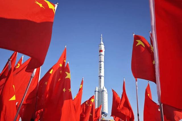 神舟二十一3.5小时“即达”！中国航天再破纪录，剑指2030登月