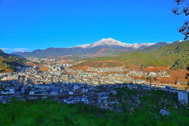 兰坪雪邦山：一场春与雪的邂逅