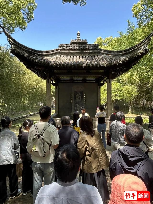 今天上午,绍兴新晋打卡地,太火爆了