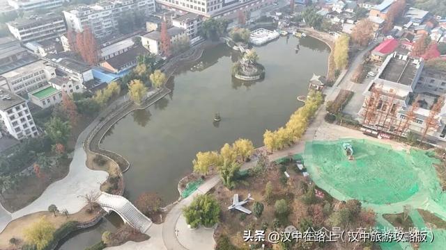 二〇二五年十二月七日，再去看看莲花池公园