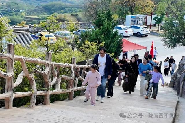 国庆游云华山：赏秋景 看木偶 乐享假期