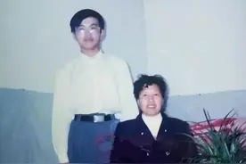 2000年，山东高考状元离奇失踪，局长父亲苦寻24年，如今怎样了？图片