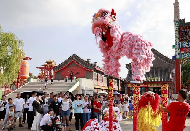 河北丰南：河头老街旅游赏百戏