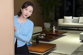 舒畅一个人过除夕，独住大平层干净，客厅却连水果都没有显简朴图片