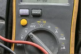 72V电动车电瓶正常电压图片