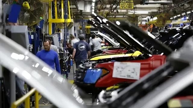 出人意料，访华落幕仅两日， 马克龙态度骤转，竟对中国下最后通牒