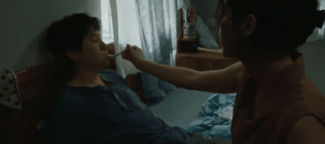 影后，就撕给他们看