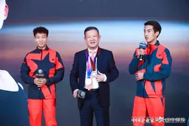 3年累计发放1000万奖励！“陪跑人”丁水波做了什么？图片