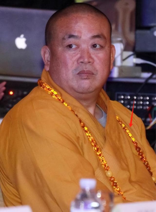 不查不知道一查吓一跳，掌控少林寺38年的释永信，私下到底有多壕