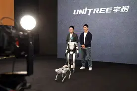 首个AI机器人主播！宇树机器人带货宇树机器狗，1分钟卖出超百万元图片