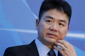刘强东一双儿女近况：女儿成公主，儿子却成永远的痛图片