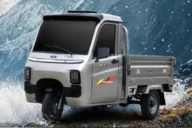 五羊、宗申2款半封闭三轮车，遮阳挡雨、载重强劲、驾乘更舒适图片