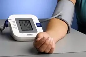 血压高到多少会发生脑出血？高血压有3条“红线”，希望心中有数图片