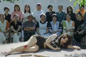 王者荣耀，年轻人被老年人吊打图片