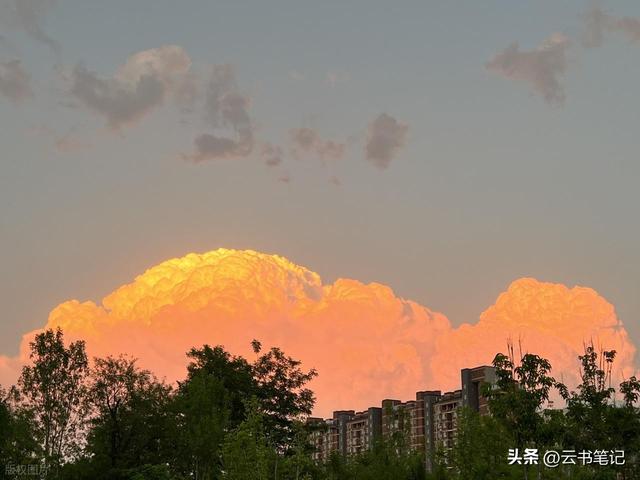 “黯然失色”是什么意思，黯然失色与相形见绌又有何区别？