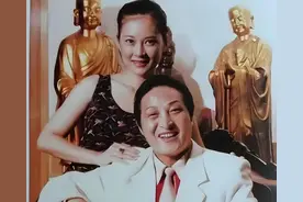 “气功大师”王林曾为几十名女星开光，用酒画符，荒诞度难以想象图片