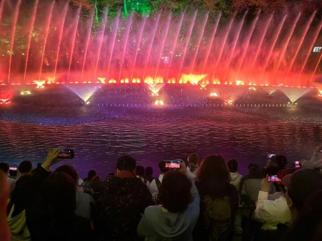 千山之夜 欢乐满分