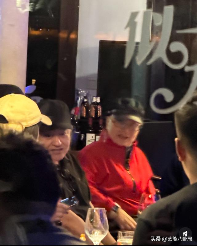 乌镇明星饭局来了！新人向上社交，吃的不是饭，而是人脉的敲门砖