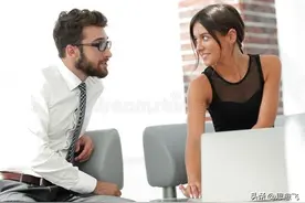 女人叫你大哥的六种暗示，揭开她内心的小秘密图片