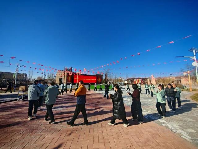 党建引航新长征 团建聚力铸铁军—吴忠文旅公司活化生态资源践初心