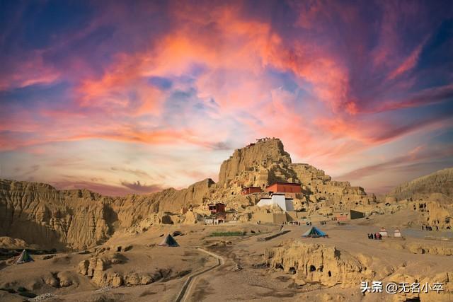 突然发现，旅游其实就是一种精神救赎，只有精神内耗的人才需要它