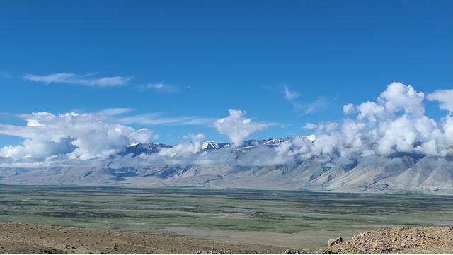 穿行在中国最短的565国道间