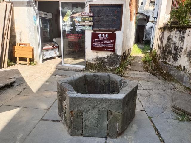 清明小假期不知去哪？来婺源看最美的乡村，把春天都锁在油菜花里