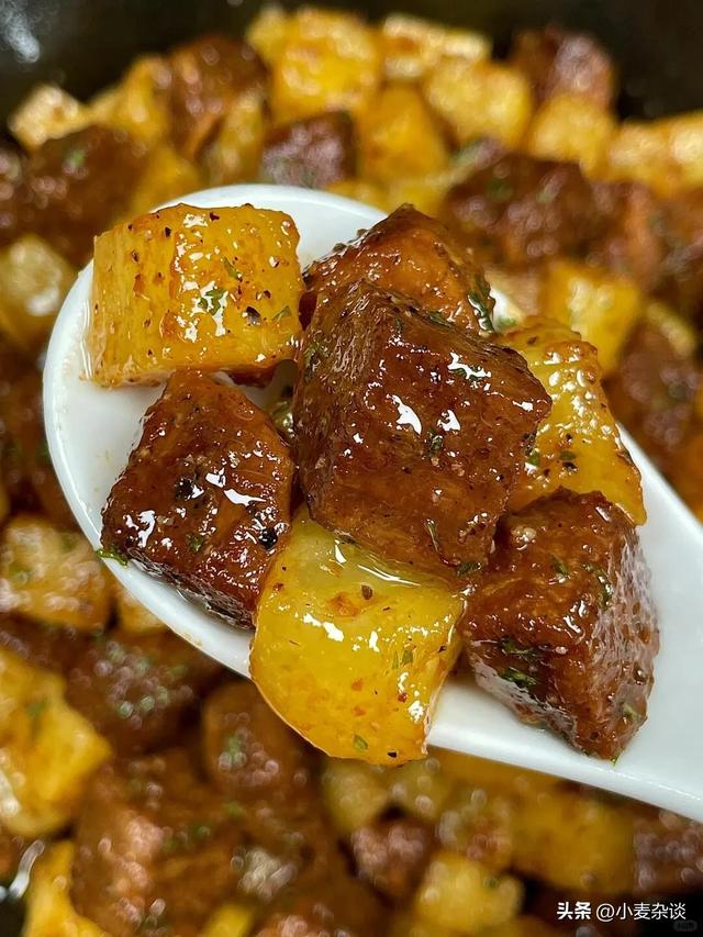 立秋后，少吃鸭肉和鸡肉，多吃3肉，补足营养，平稳度过季节交替
