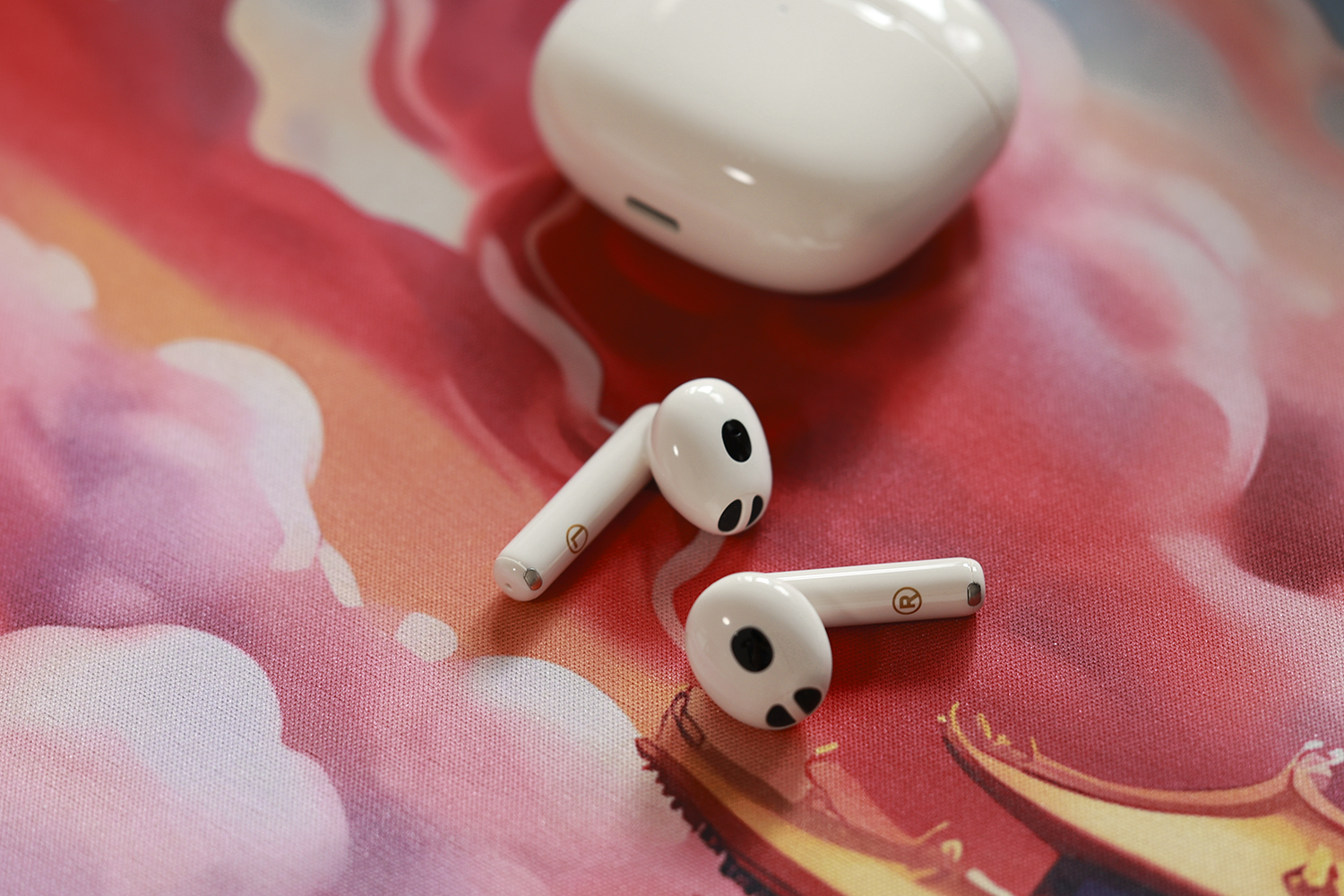 小巧精致易携带,神牛LC500Rmini棒灯轻松布光