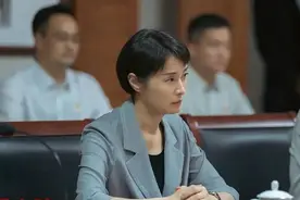 体制内的人，一眼就能看出来，特征太明显了！图片