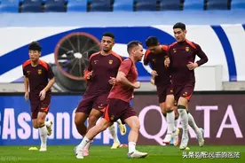 人民日报评国足：一将无能累死三军！痛失好局，主帅难辞其咎？图片