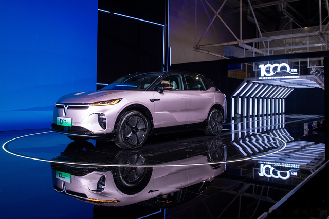 日本话音刚落，又一国介入台海，专机已经离华，要逼中国做3件事