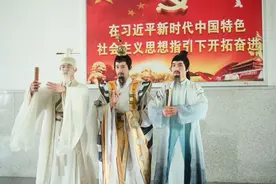 要问鹰潭文旅宠粉有多卷？公主、王子，请下车！这些“明星大咖”在鹰潭高铁站盛装迎客！图片