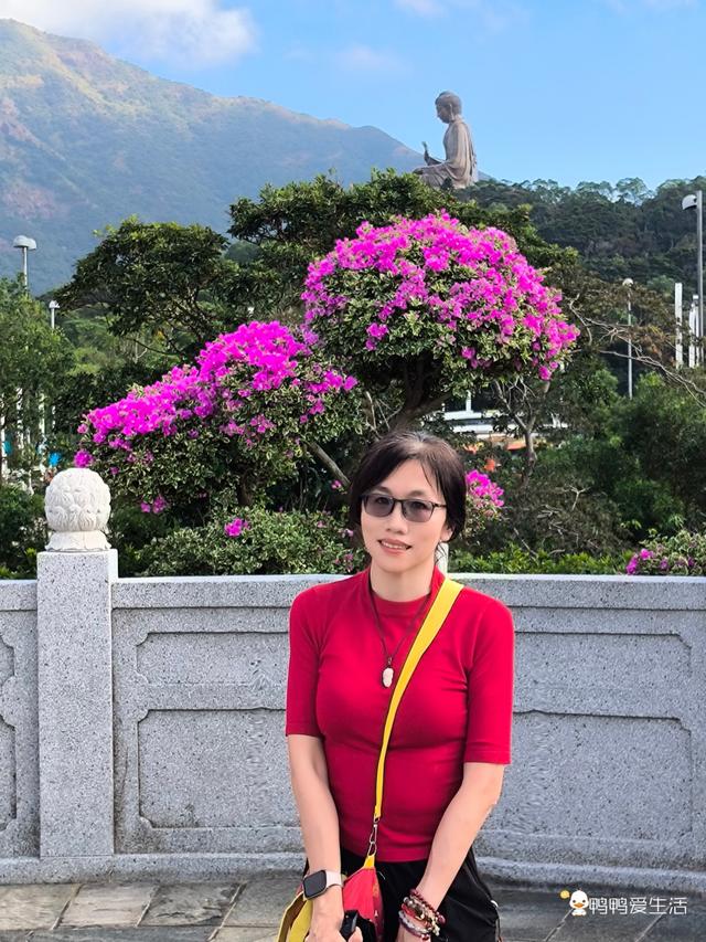 香港昂坪360全攻略：25分钟高空揽山海，登顶全球最大户外青铜佛