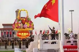 国庆北京大批日韩游客，他们不逛景点不吃美食，竟只为这件事？图片