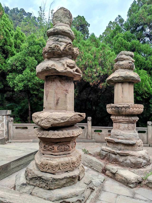 卦山天宁寺塔林——交城