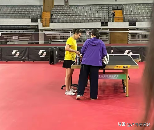 拔出萝卜带出泥！怎么也没想到，陈芋汐和陈梦原来是“同病相怜”