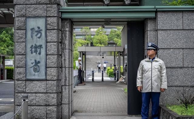 不听特朗普的话，日本反华派还要斗，这一次	，高市派人见中方代表