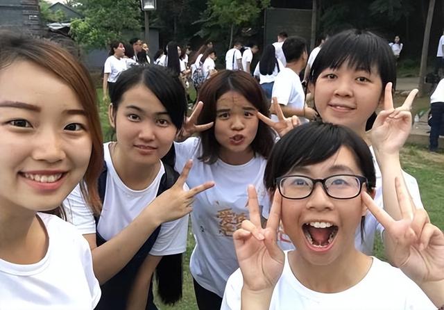 台胞参加九三阅兵，前脚刚落地北京，马上就送给赖清德一句话