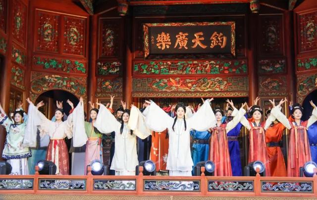 501实景演出全新升级！周二到周日，免费演艺天天看！