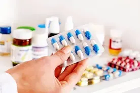 阿奇霉素不能随便吃，提醒：服用阿奇霉素时，注意4个使用事项图片