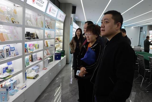 卷疯了！在中国，已经没人敢跟河北人拼价格了，义乌也打不过